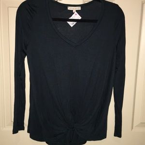 NWT V neck Long  sleeved t with tie bottom